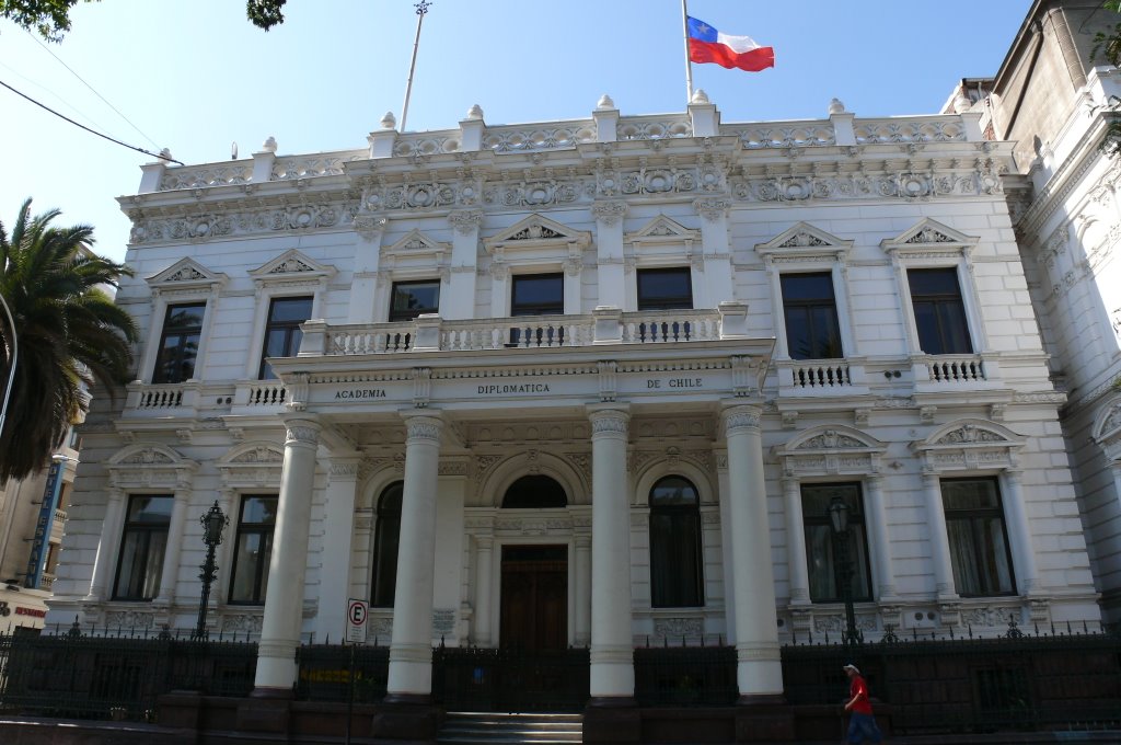 Academia Diplomática de Chile. (www.panoramio.com)